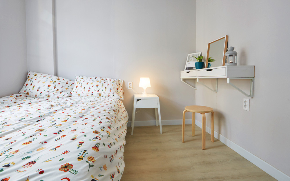 room detail thumbnail 1