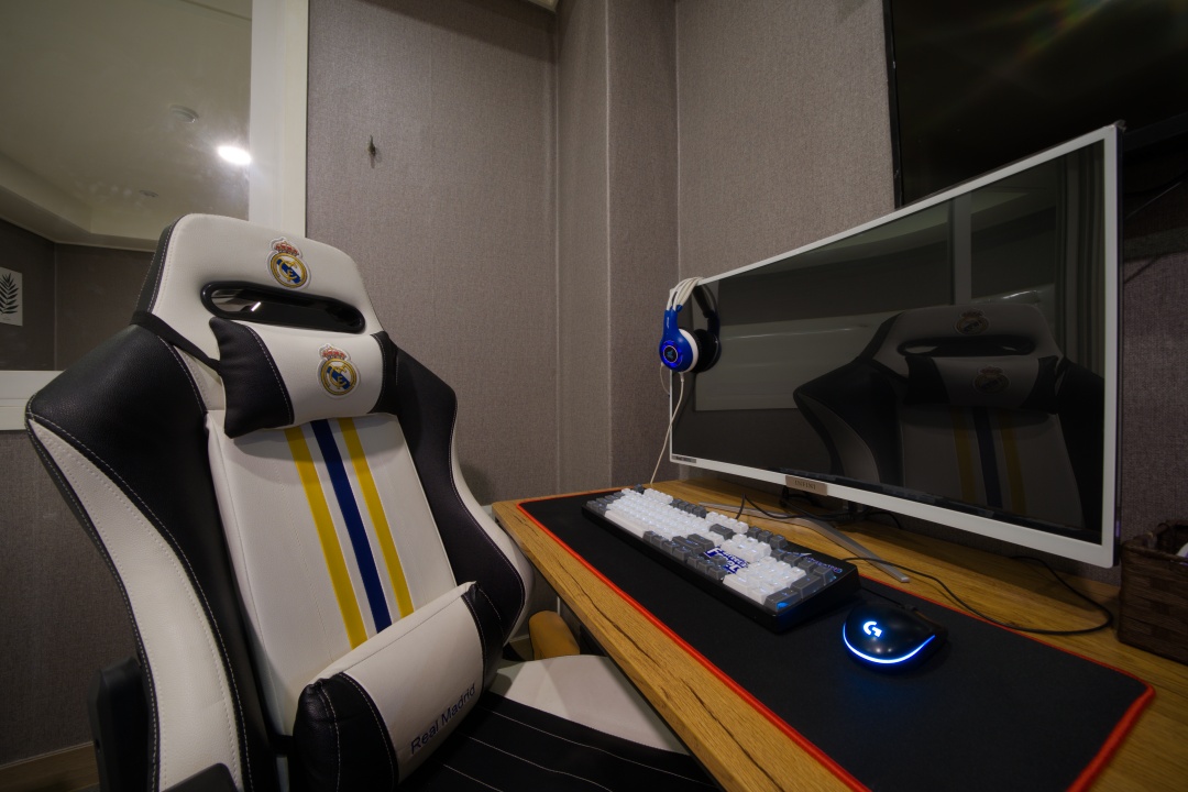 room detail thumbnail 0