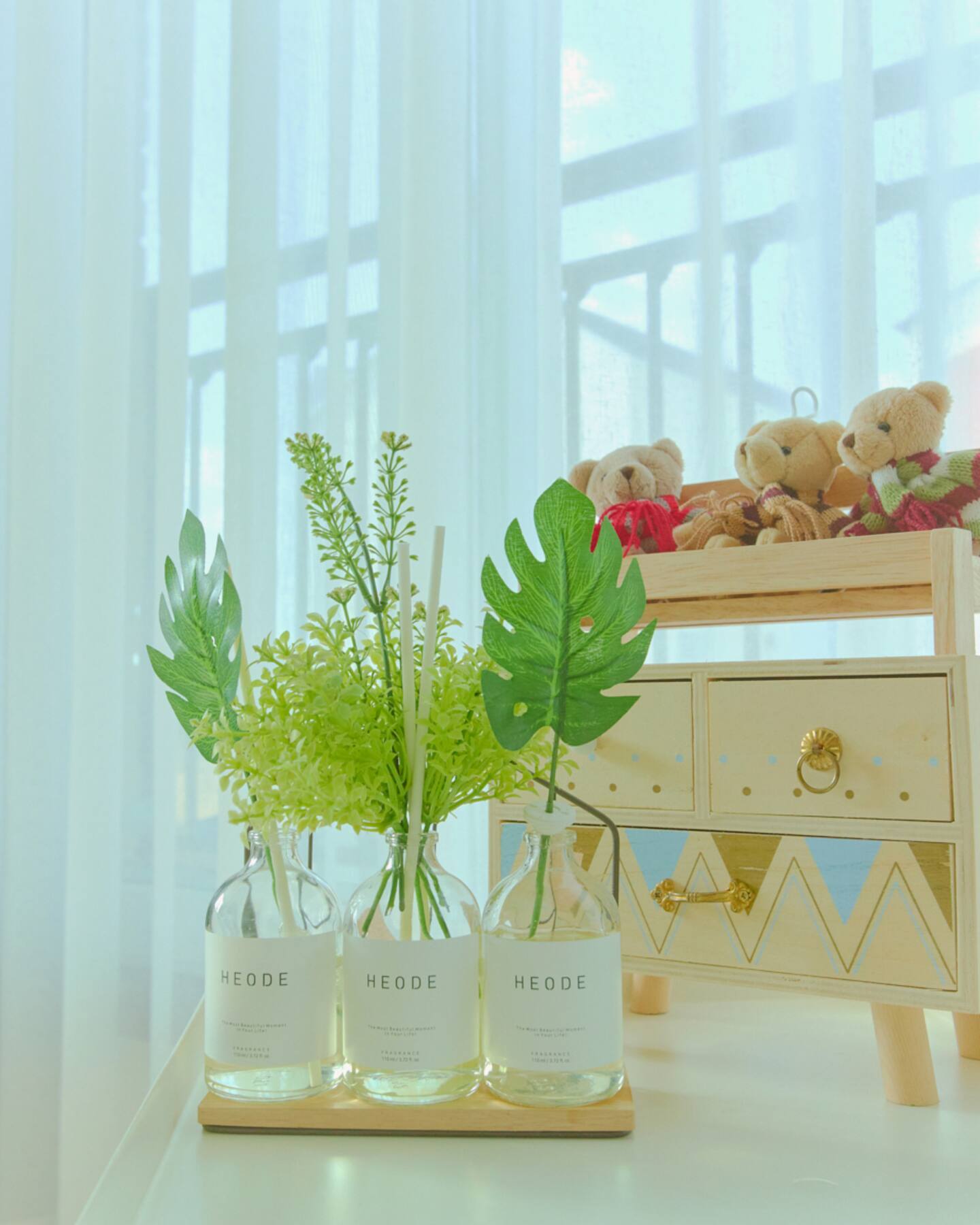 room detail thumbnail 2