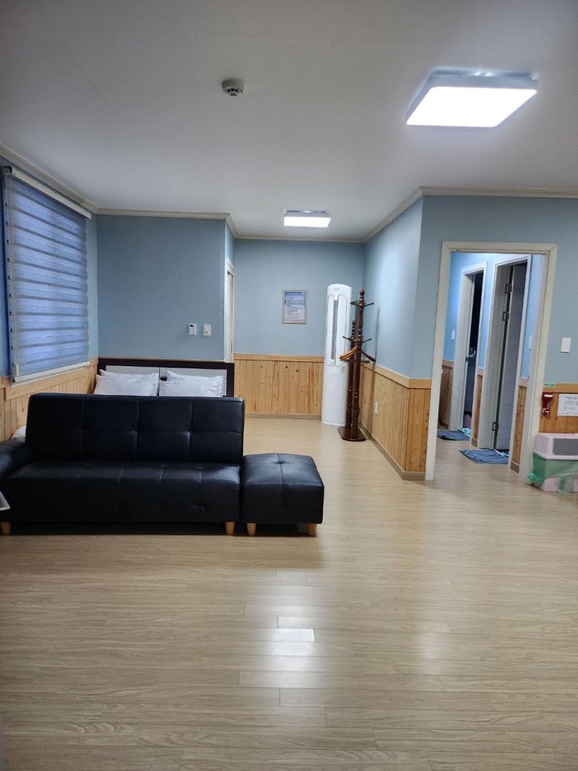https://yaimg.yanolja.com/v5/2025/09/10/01/68c0d57dcb02e1.13446583.jpg