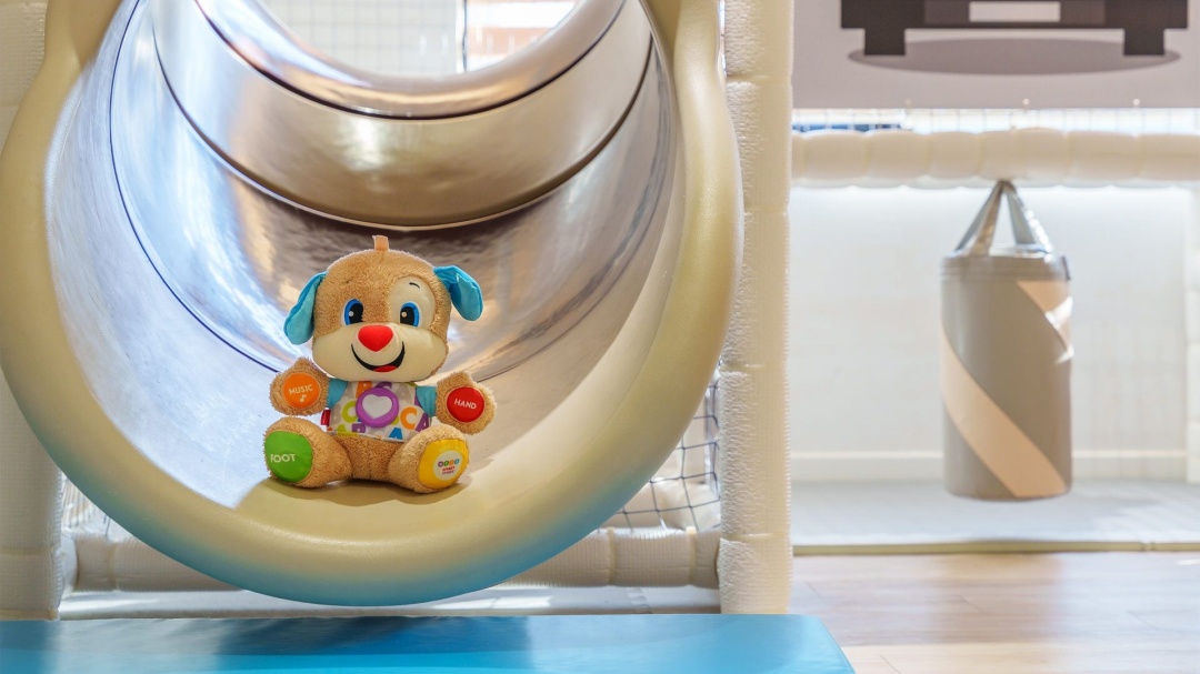 room detail thumbnail 1