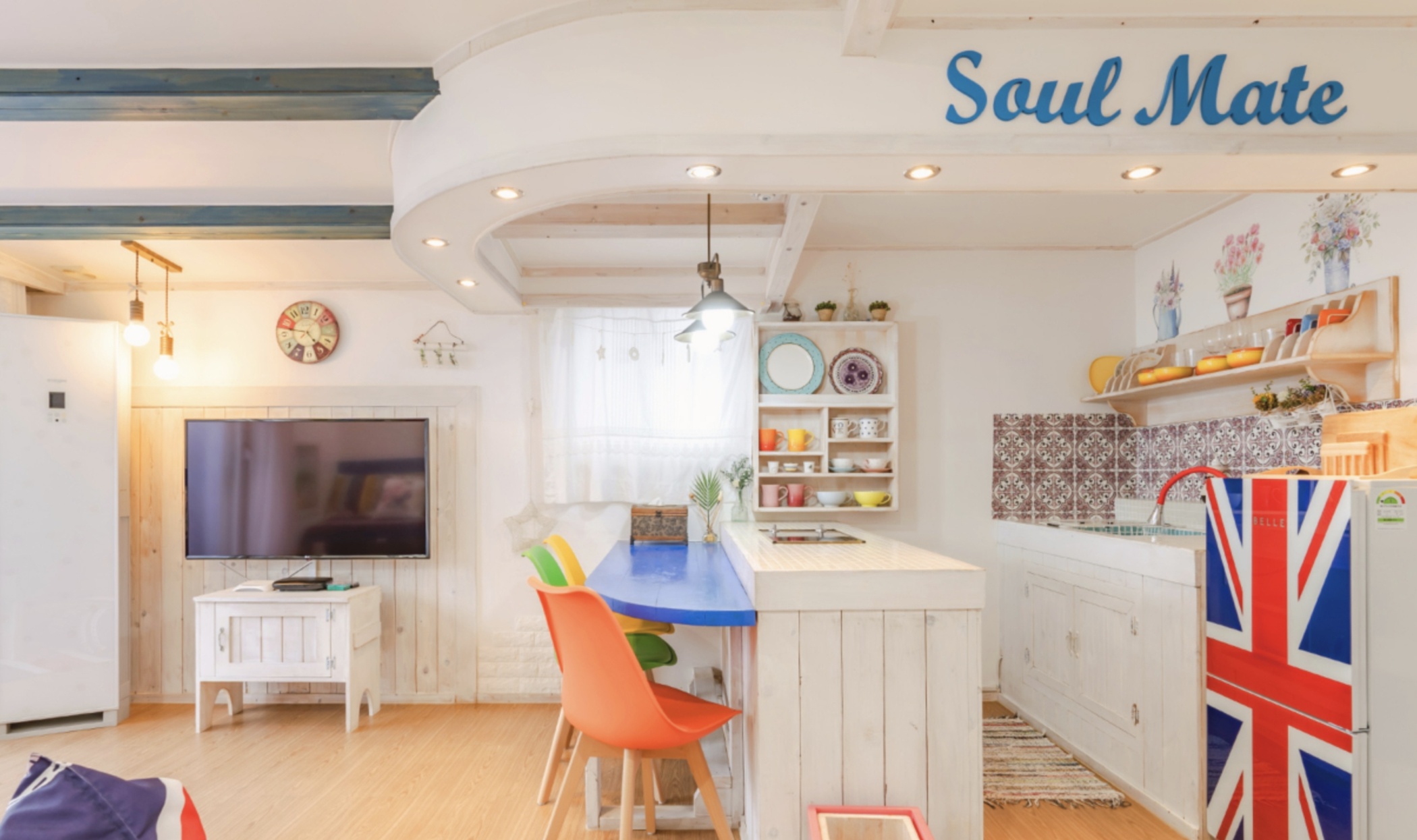 room detail thumbnail 0