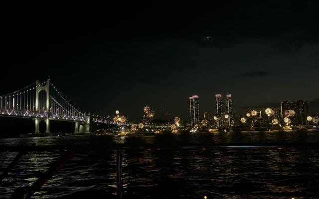 리뷰 대표 이미지