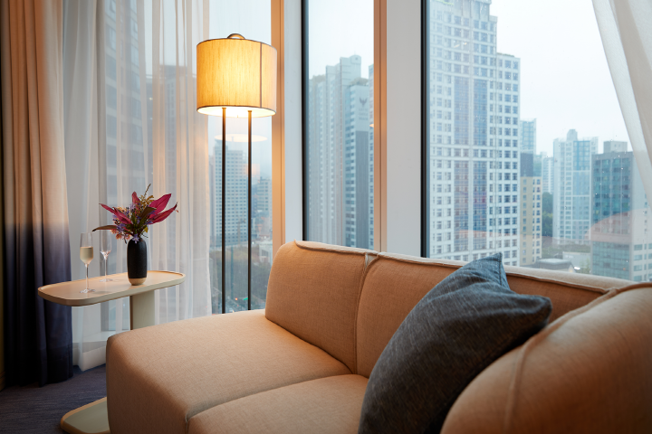 room detail thumbnail 1