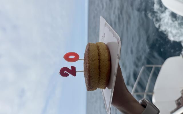 리뷰 대표 이미지