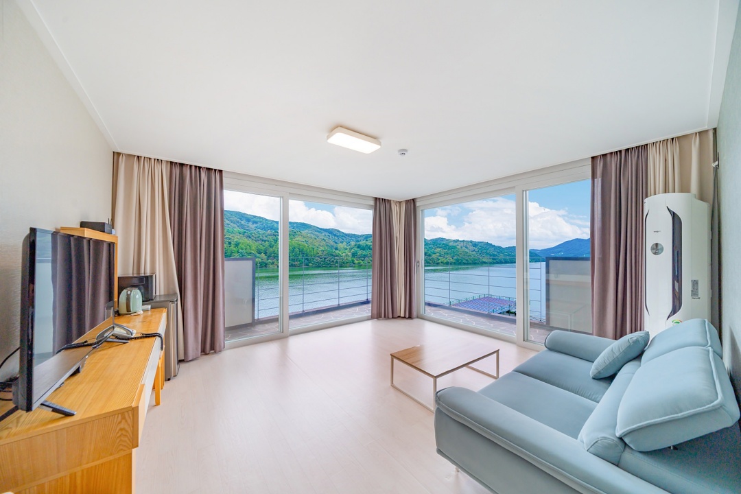 405호(파노라마리버뷰/투룸/캠프파이어)