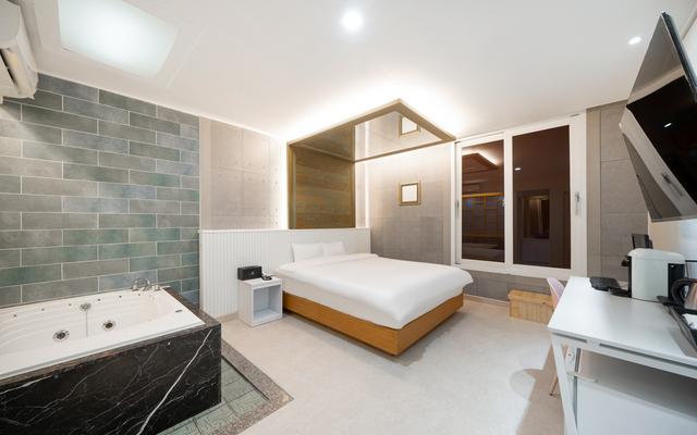 익산 메이7 호텔 (HOTEL May 7)