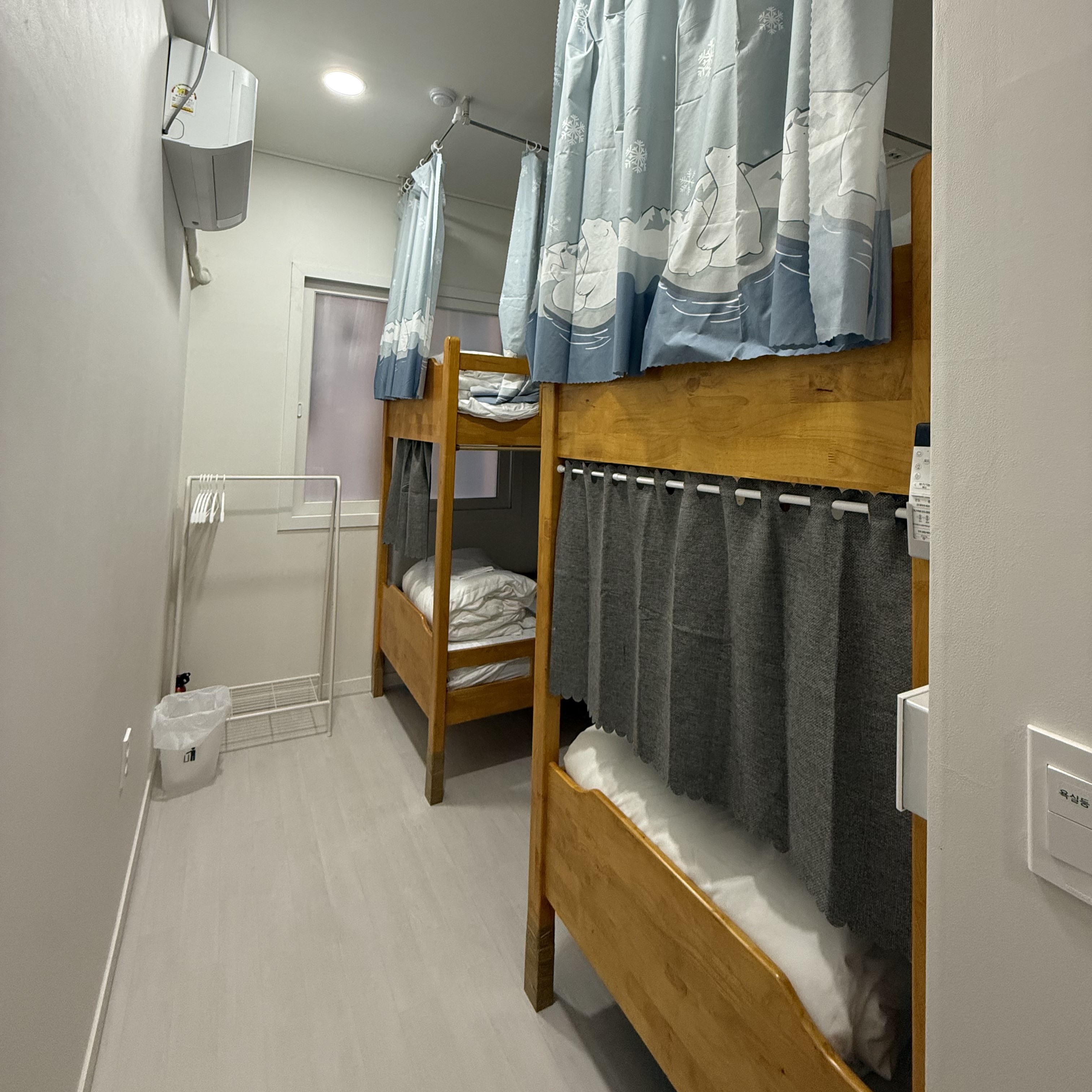 도미토리 여자(랜덤배정)