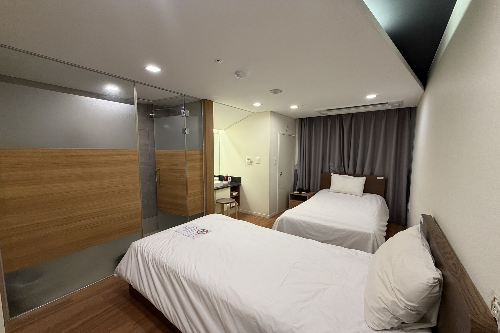 스탠다드 트윈(조식 2인 포함)