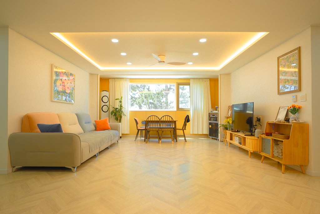 room detail thumbnail 1