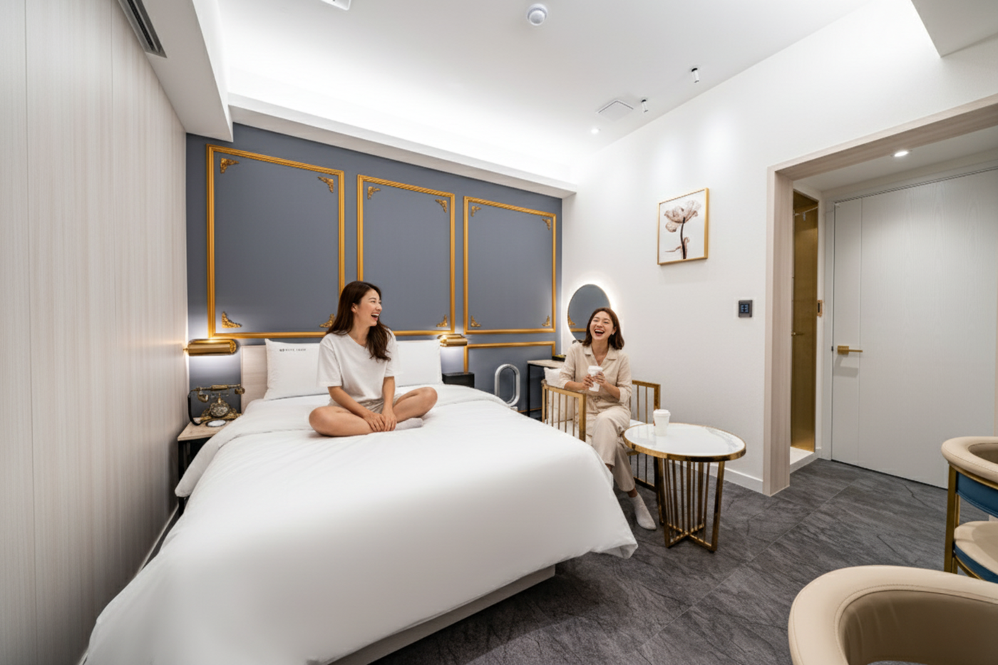 room detail thumbnail 0