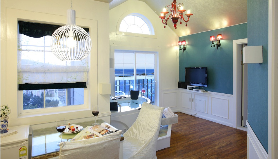 태안(안면도) 바다애보석펜션 썸네일3