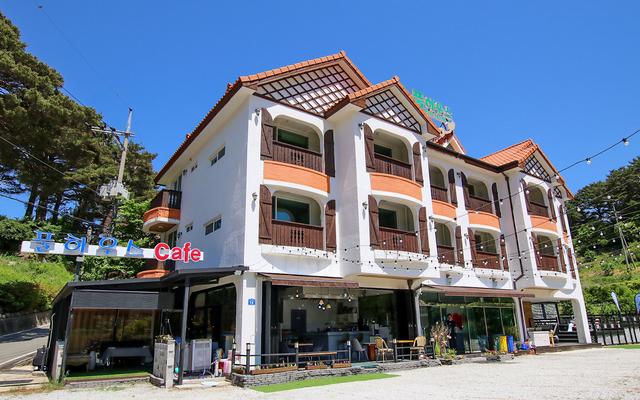 무주 풀하우스펜션&스키