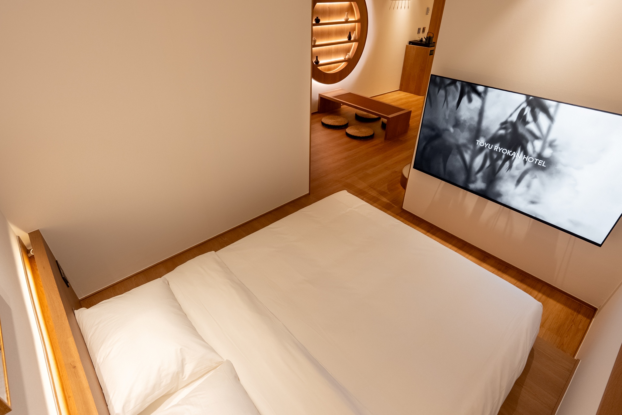 프리미어 킹 (Premier King)(Room Only)