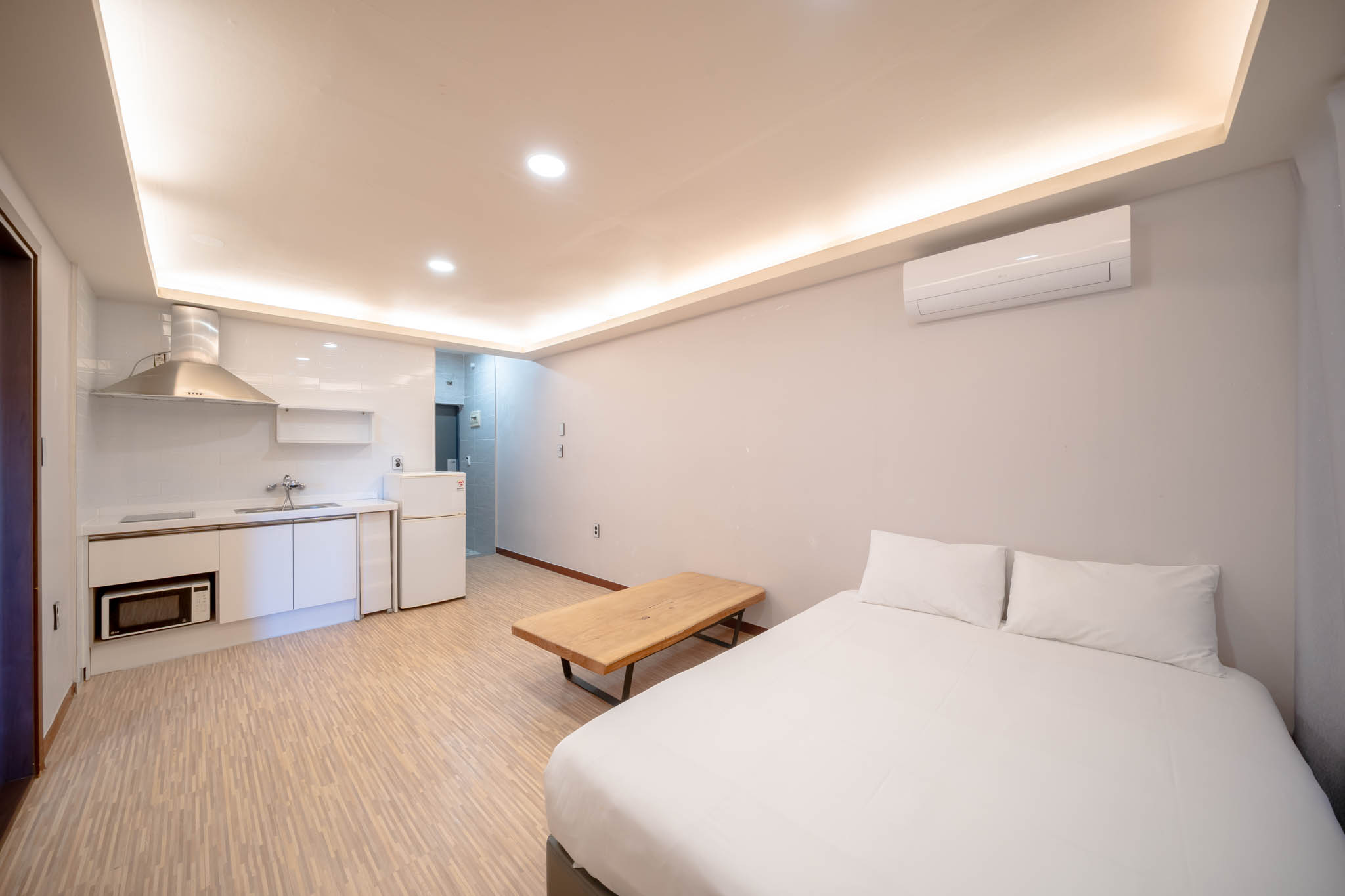 B 스위트 더블 트윈 - 2/3층 랜덤 NO E/V(4계절 대형온수풀무료/호텔식침구/투룸형(더블2+1인침구)/오션뷰)