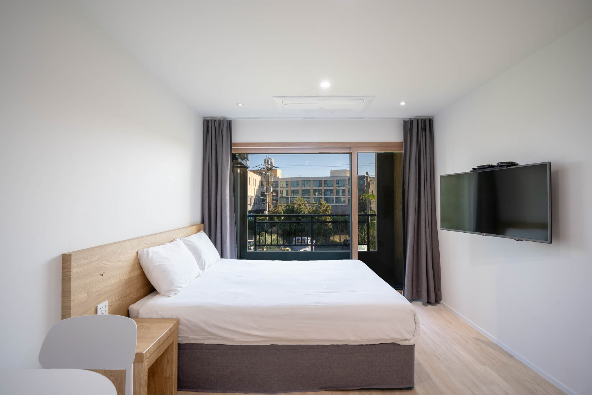 A동 스튜디오 더블1 - 랜덤배정(4계절 대형온수풀무료/호텔식침구/원룸형(더블1)/오션뷰)