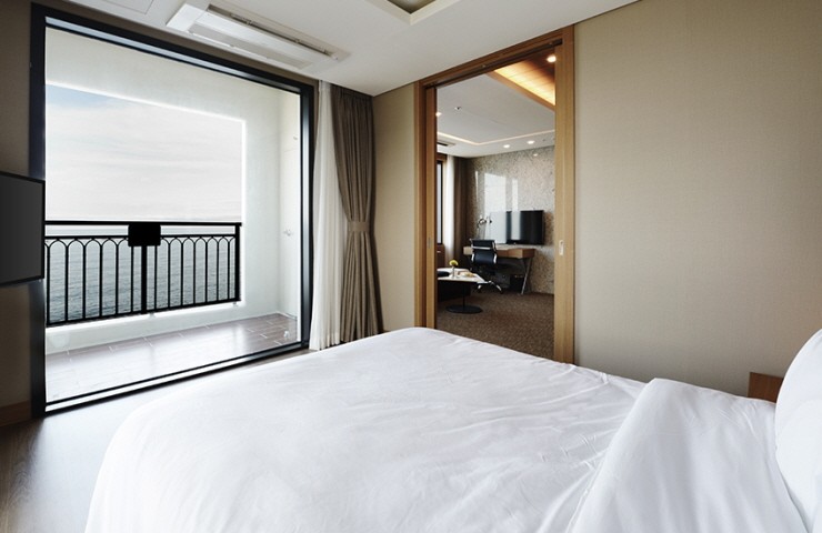 주니어 코너 스위트 더블 파노라마오션뷰(★조식1+1★)