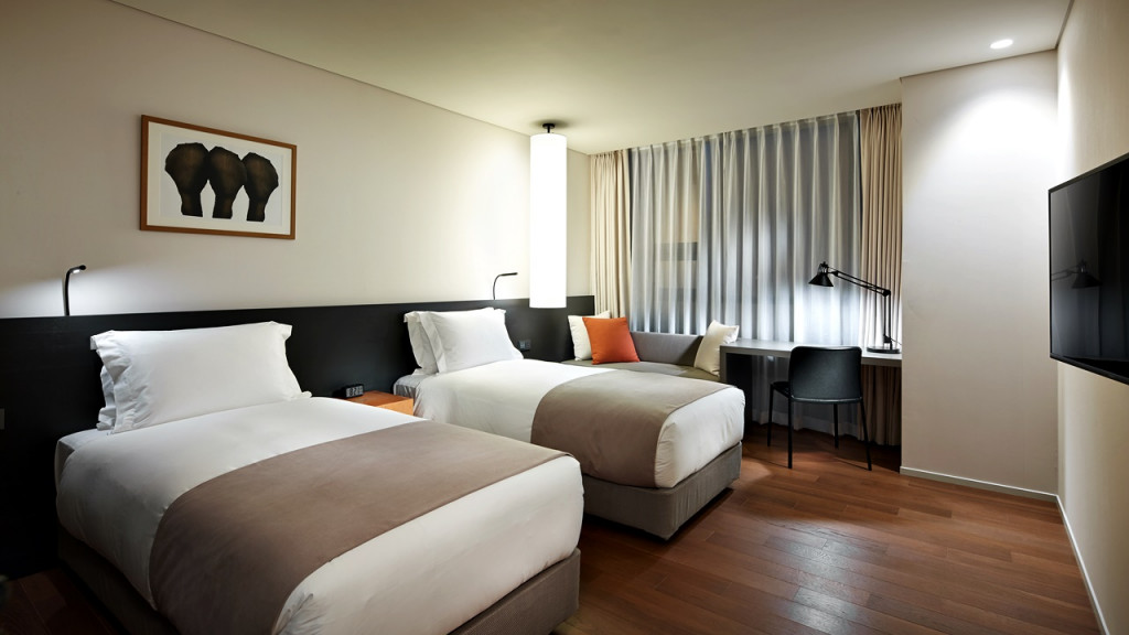  떡국한상2인  스탠다드 트윈 시티뷰