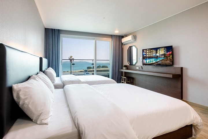 디럭스 트윈(룸온리/A동 2층, 전면오션/취사가능)