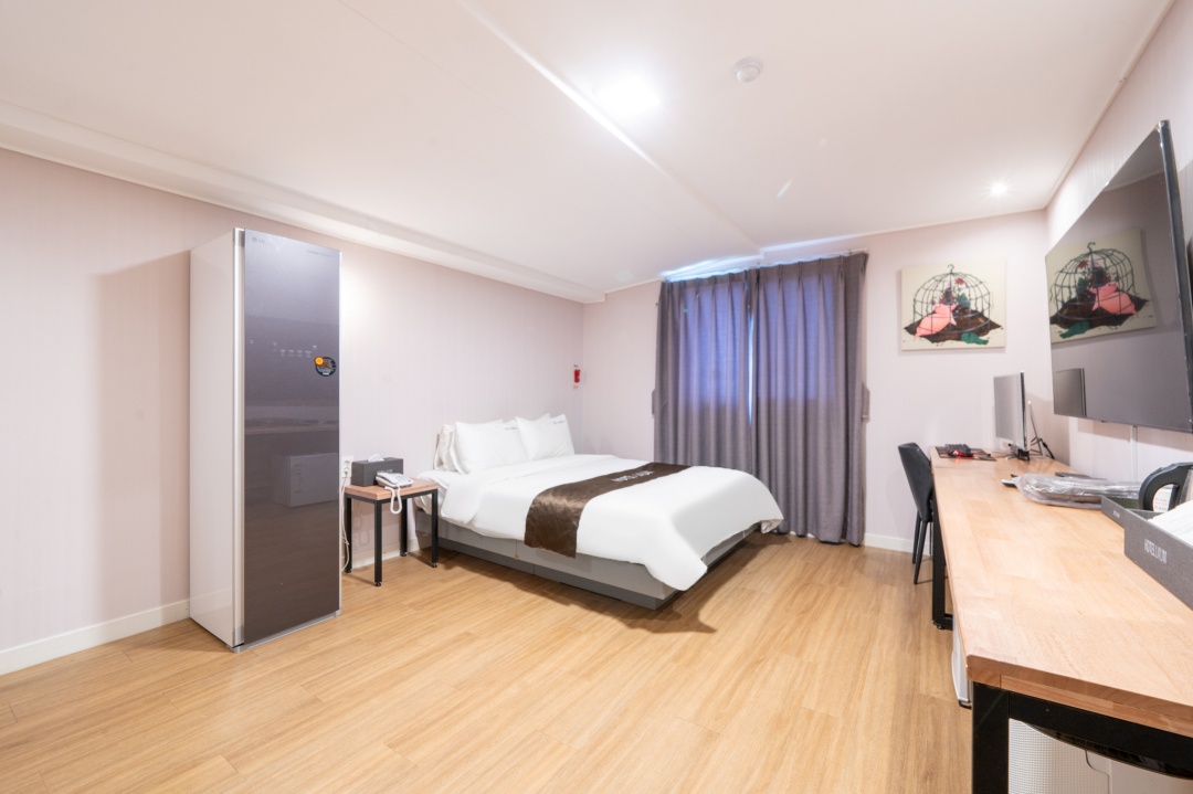 대전 중리 호텔 라움 썸네일3