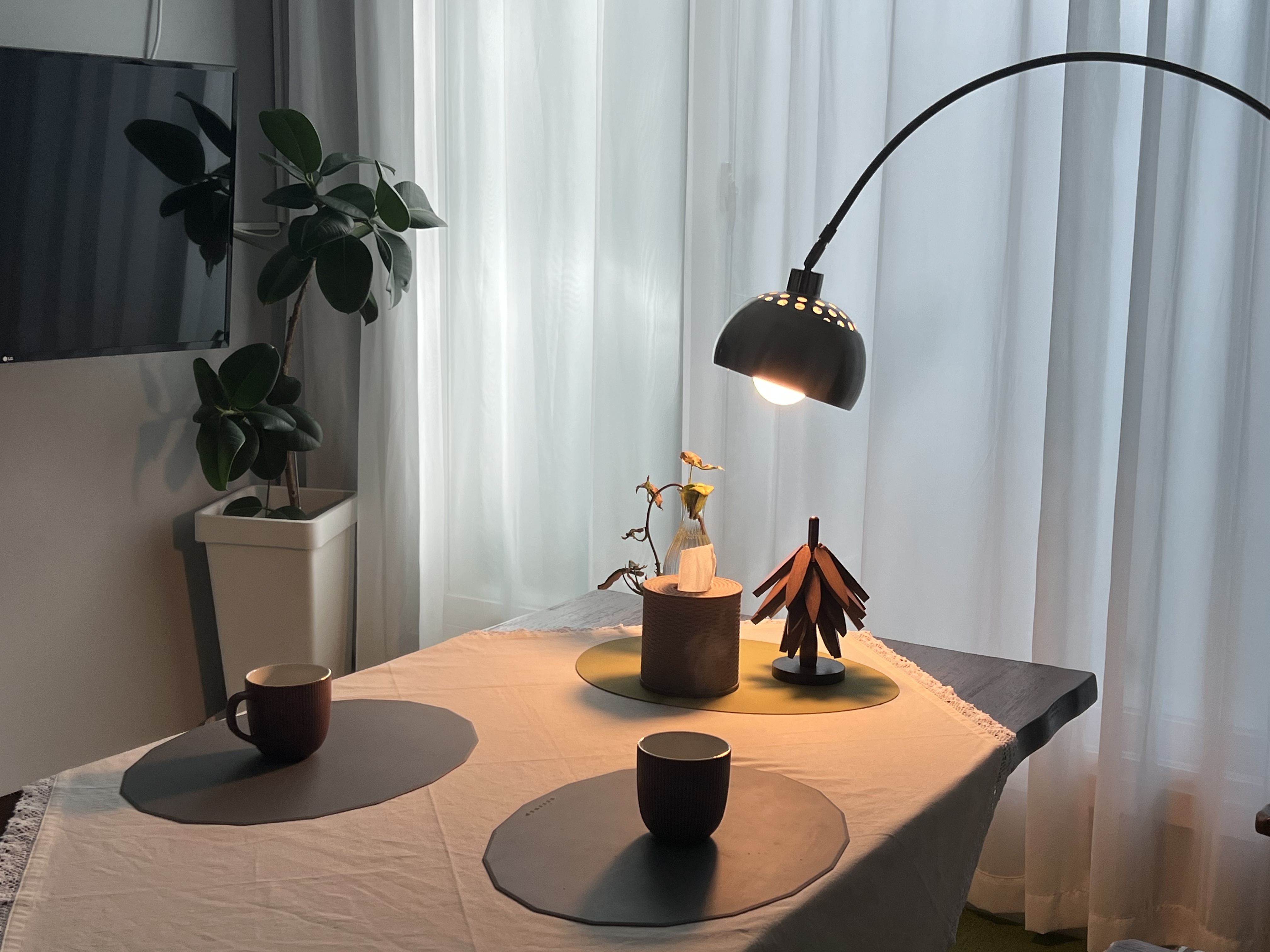 room detail thumbnail 0