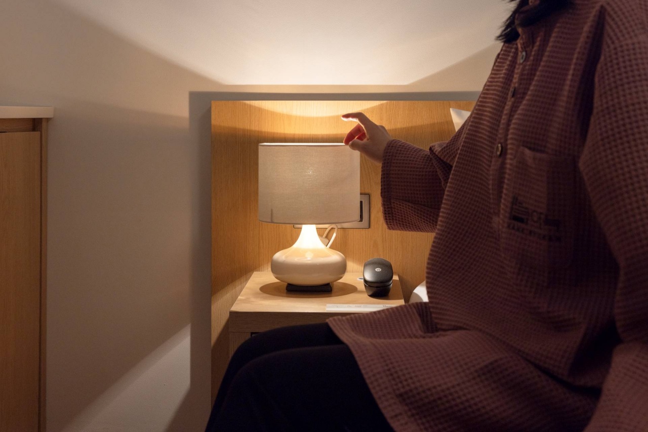 room detail thumbnail 2