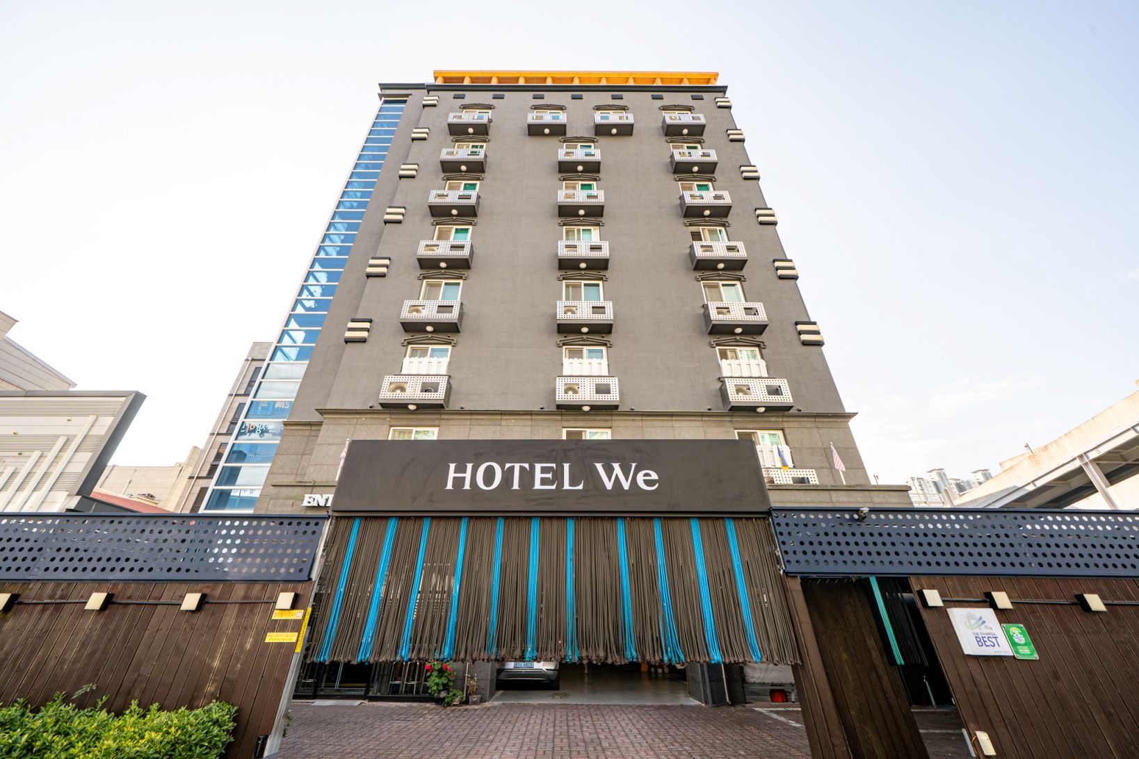 순천 HOTEL We 외관