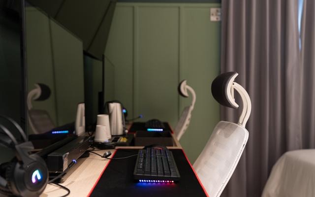 room detail thumbnail 0