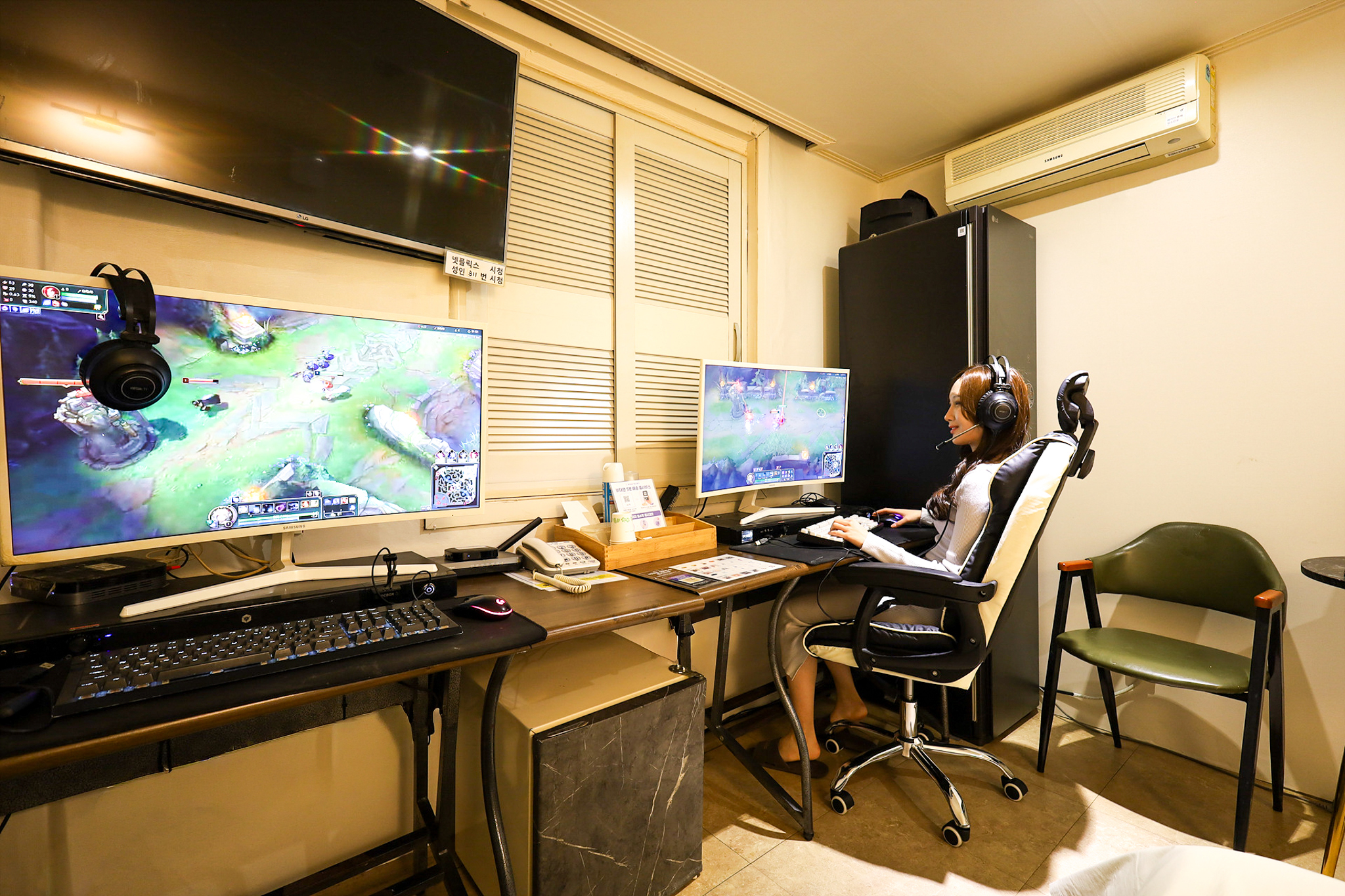 room detail thumbnail 0