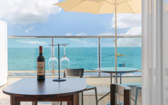 강릉 웨이블루스파펜션