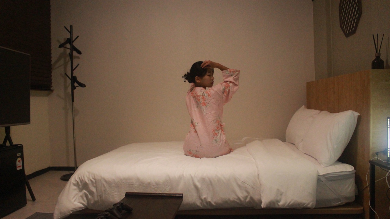 room detail thumbnail 2