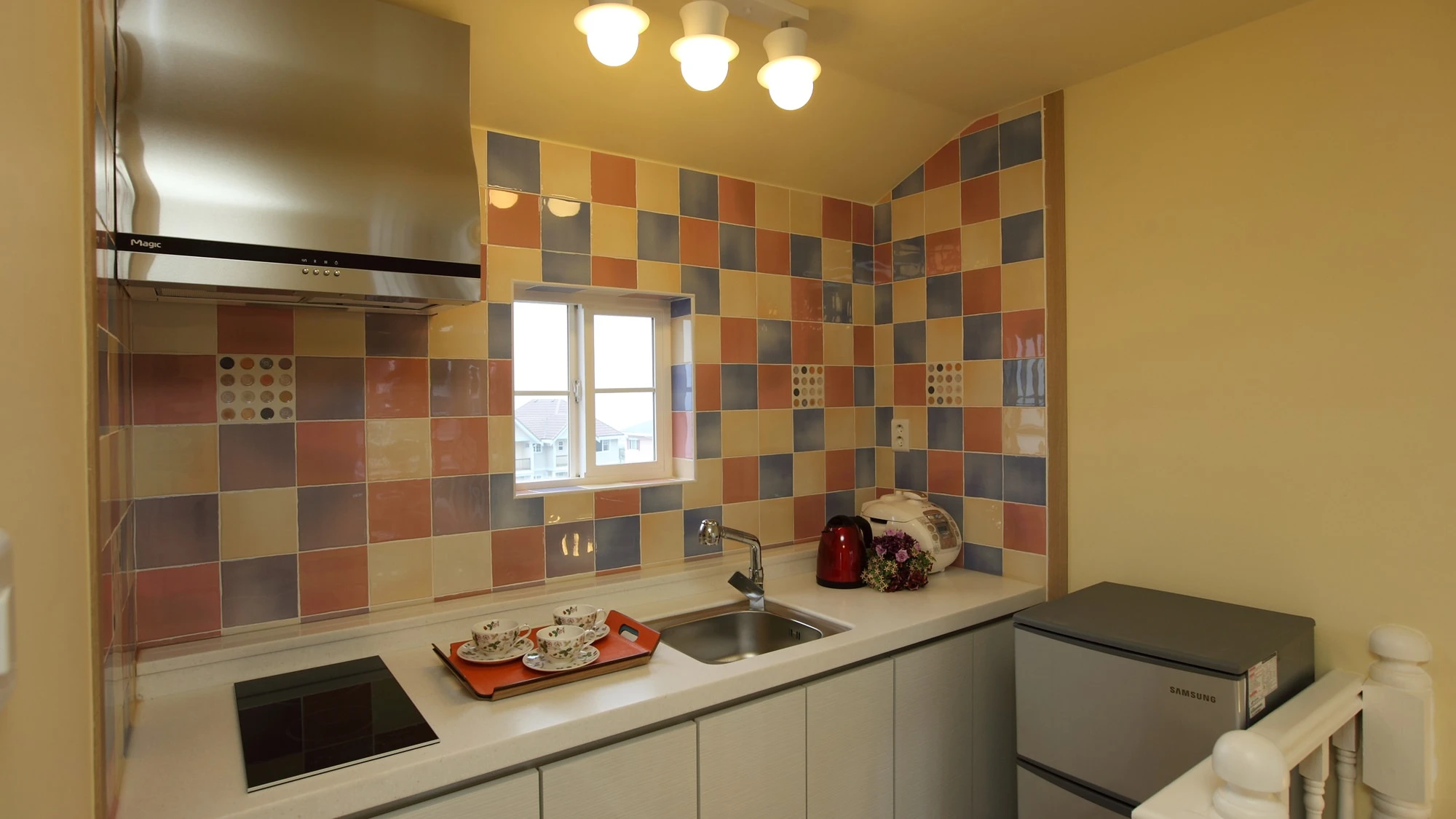 room detail thumbnail 2