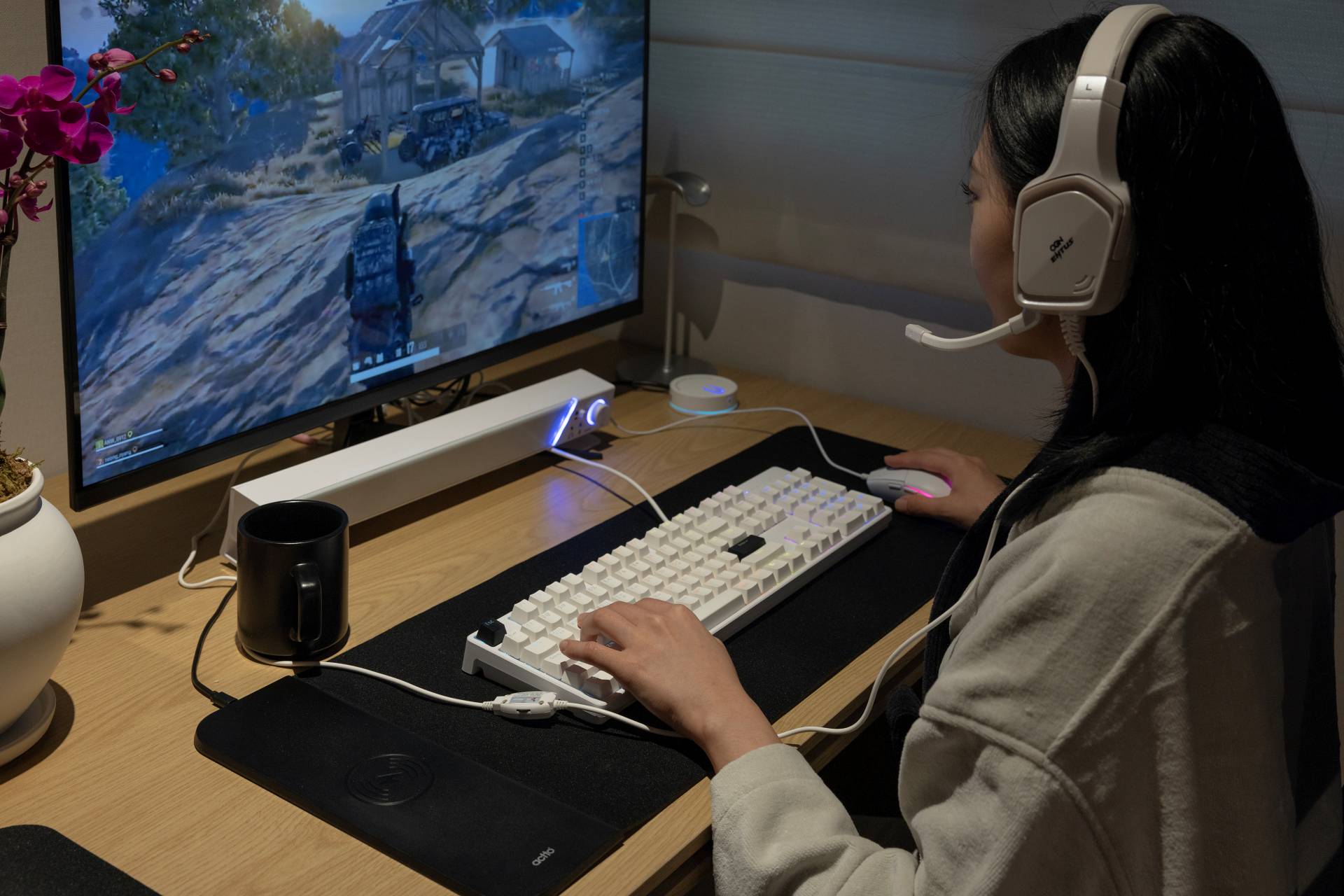 room detail thumbnail 2