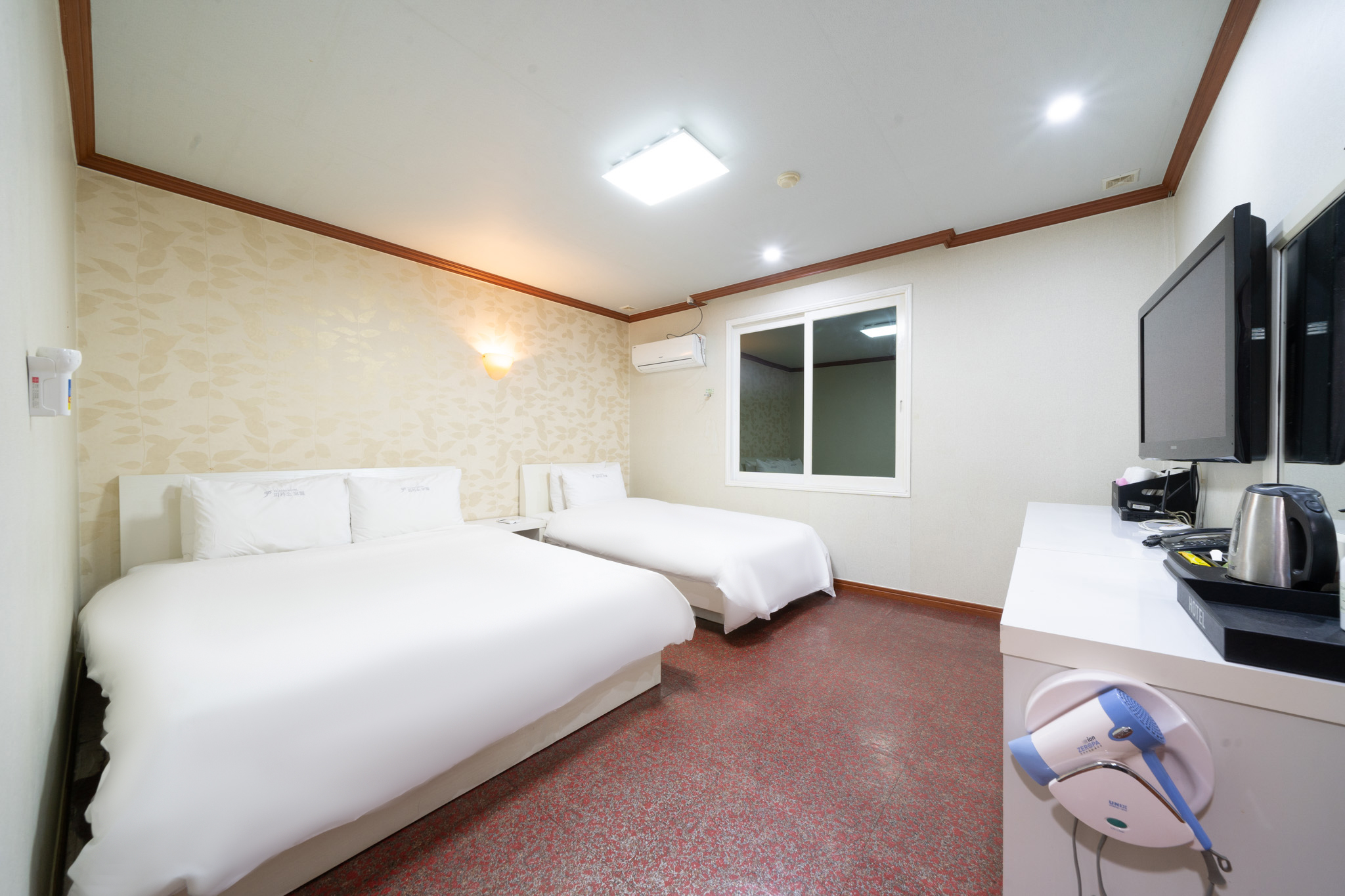 트윈룸/주차가능