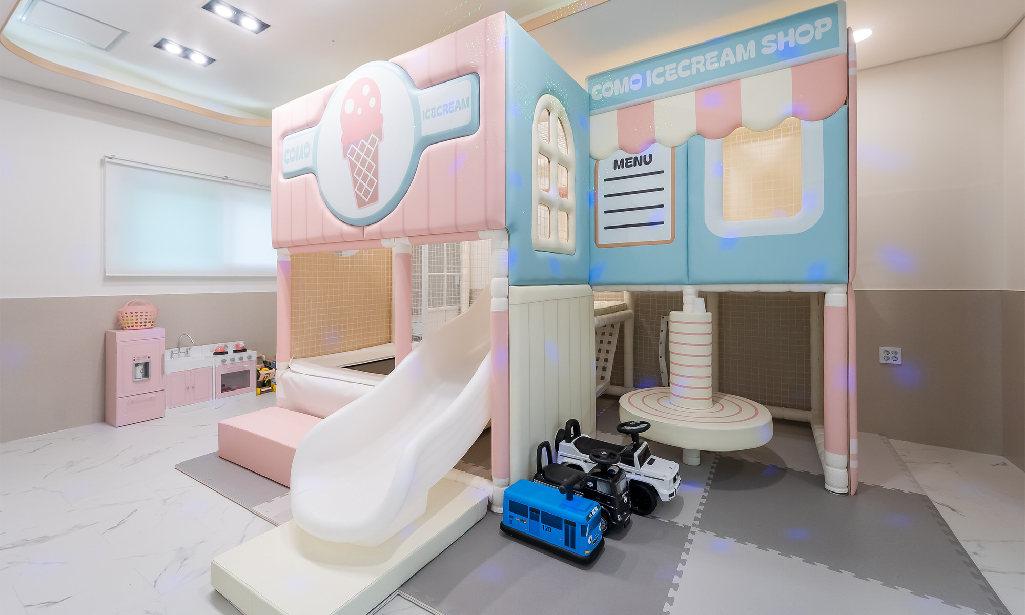 꼬모 C103 (원룸,거실1,욕실1)