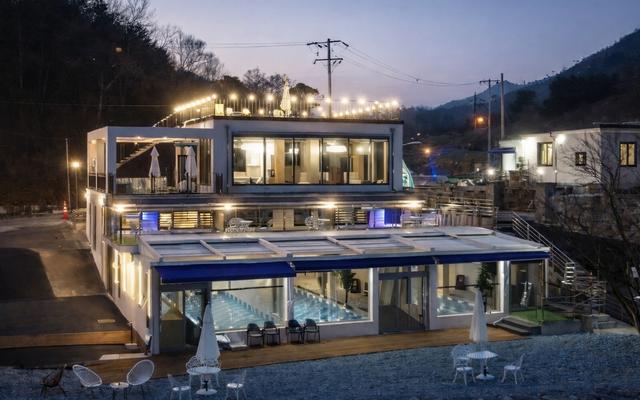 충주 미소진풀빌라