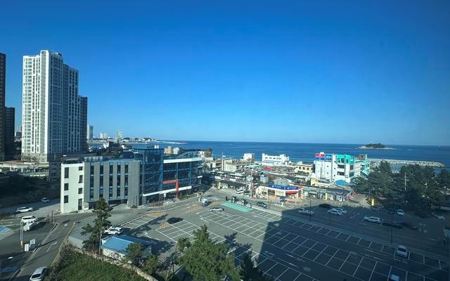https://yaimg.yanolja.com/v5/2025/12/19/01/6944ad7a955634.31097378.jpg
