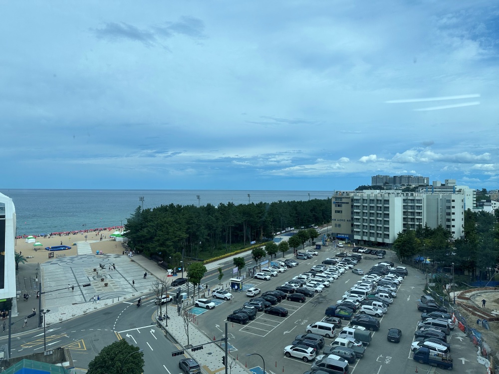 https://yaimg.yanolja.com/v5/2025/12/19/01/6944ad7a9704c1.51506242.jpg