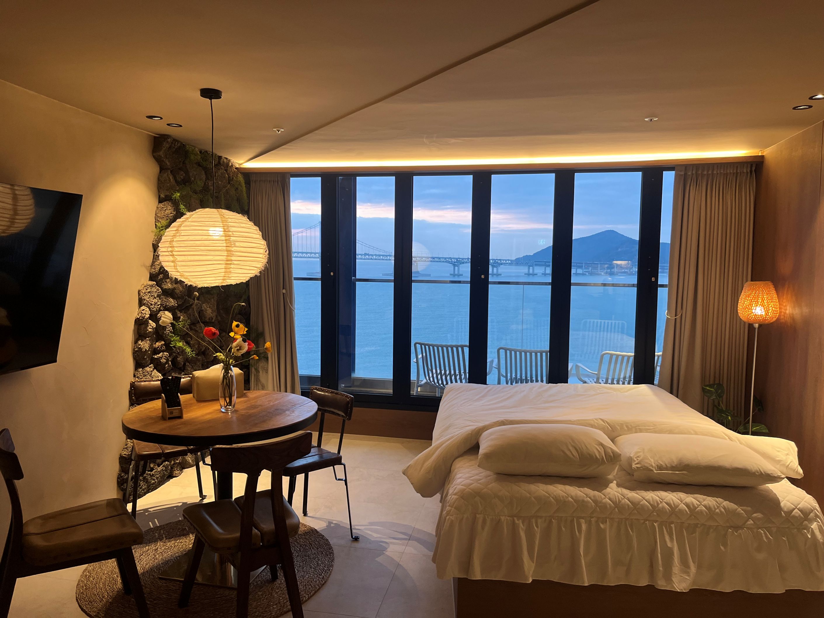 부산 루미에르 썸네일3