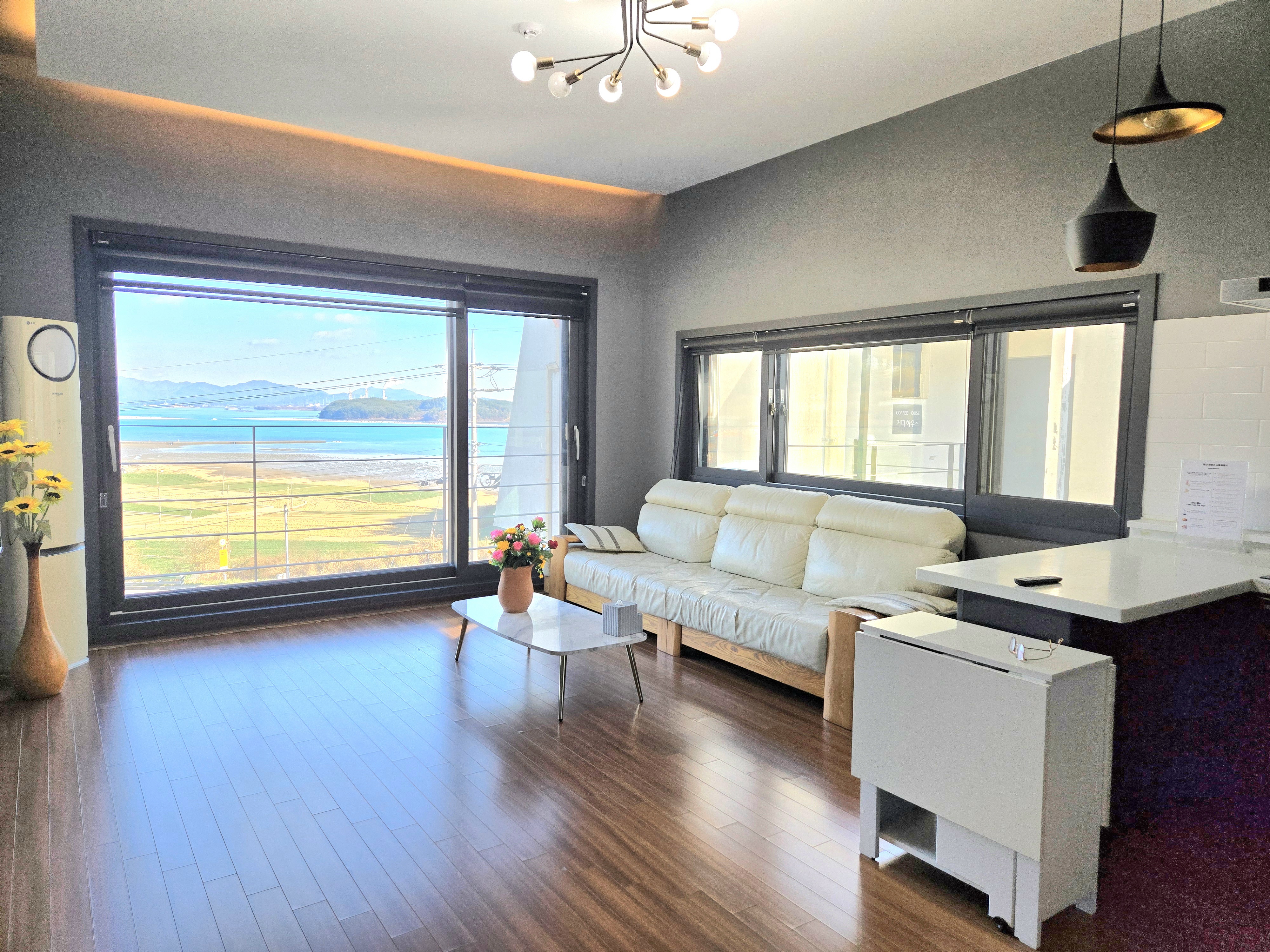 남해 마샹스펜션 썸네일2