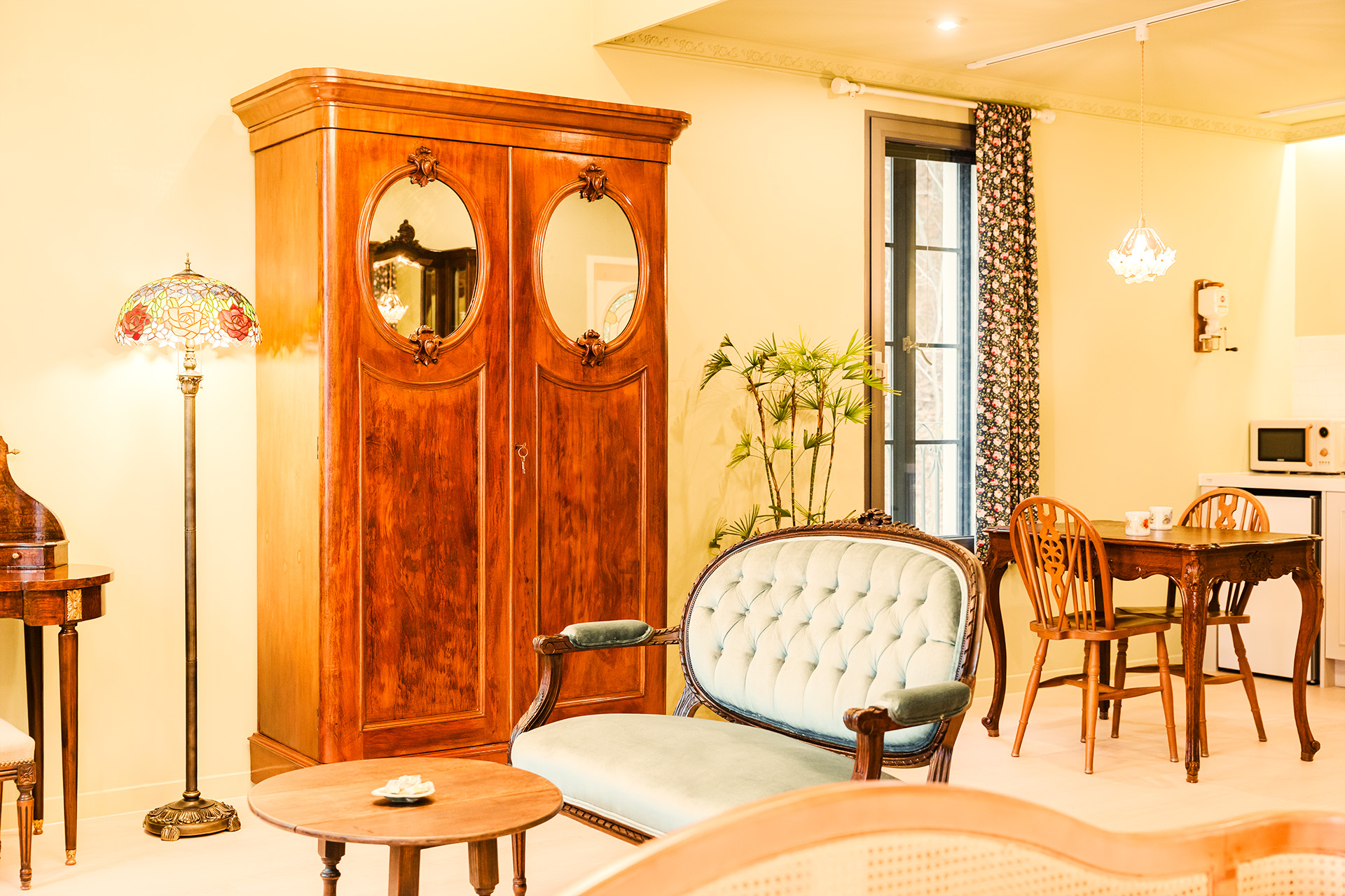 room detail thumbnail 0