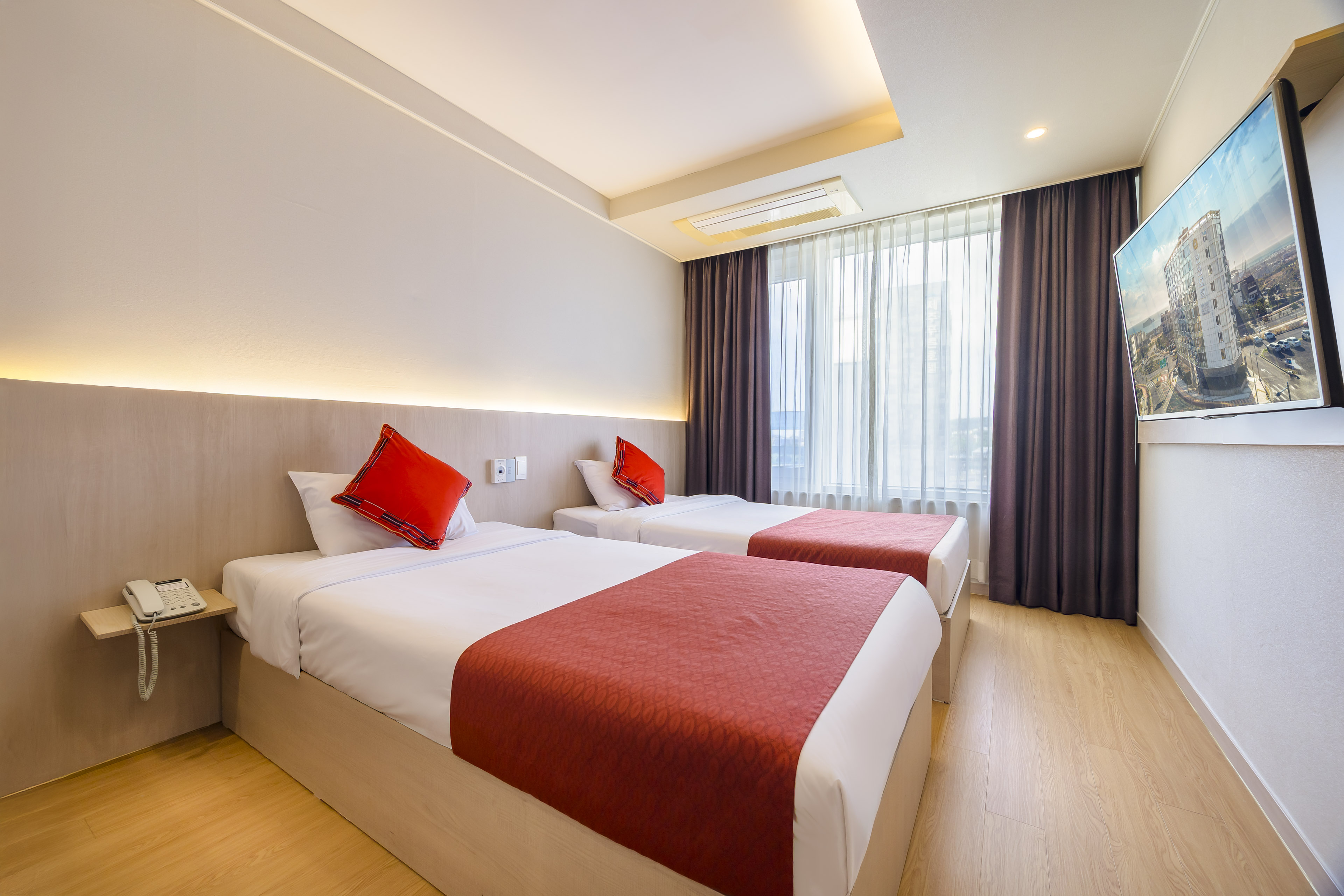 디럭스 트윈(2인조식포함)