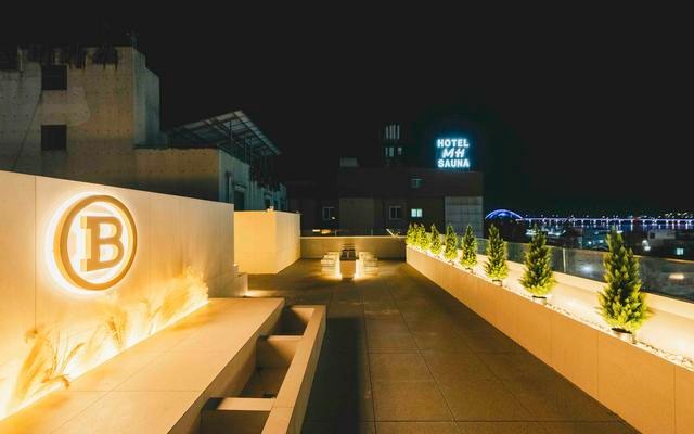 군산 브라운도트 호텔 군산근대화거리점 외관