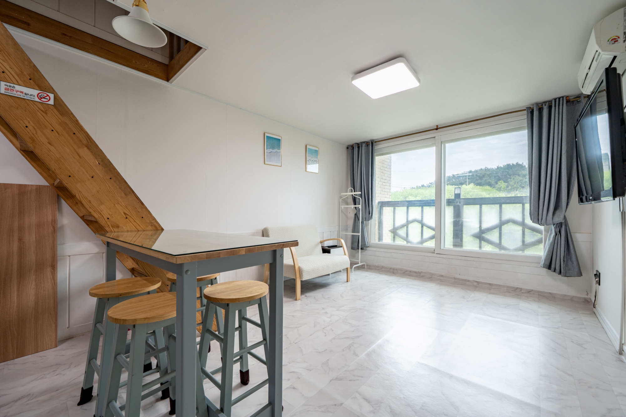 무궁화(복층 / 개별 바비큐 불가)