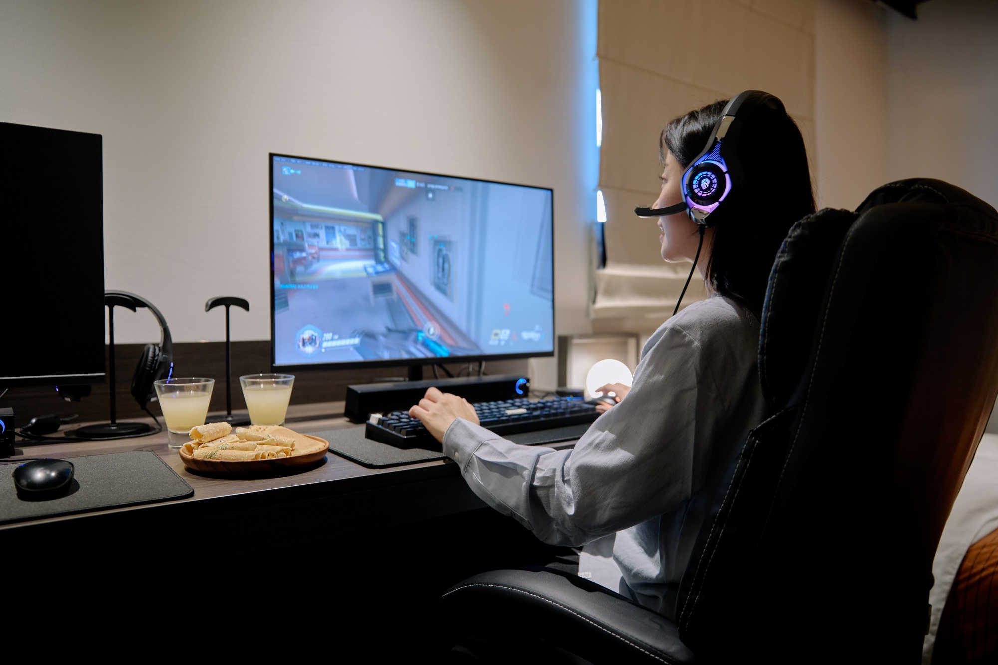 room detail thumbnail 1