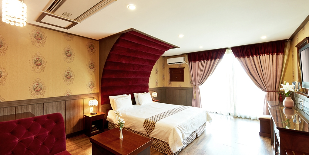 스탠다드 더블(2인 조식, 온천수 유입)