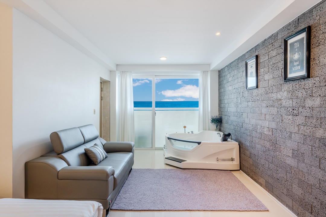 울진 씨앤모먼트펜션 이미지1