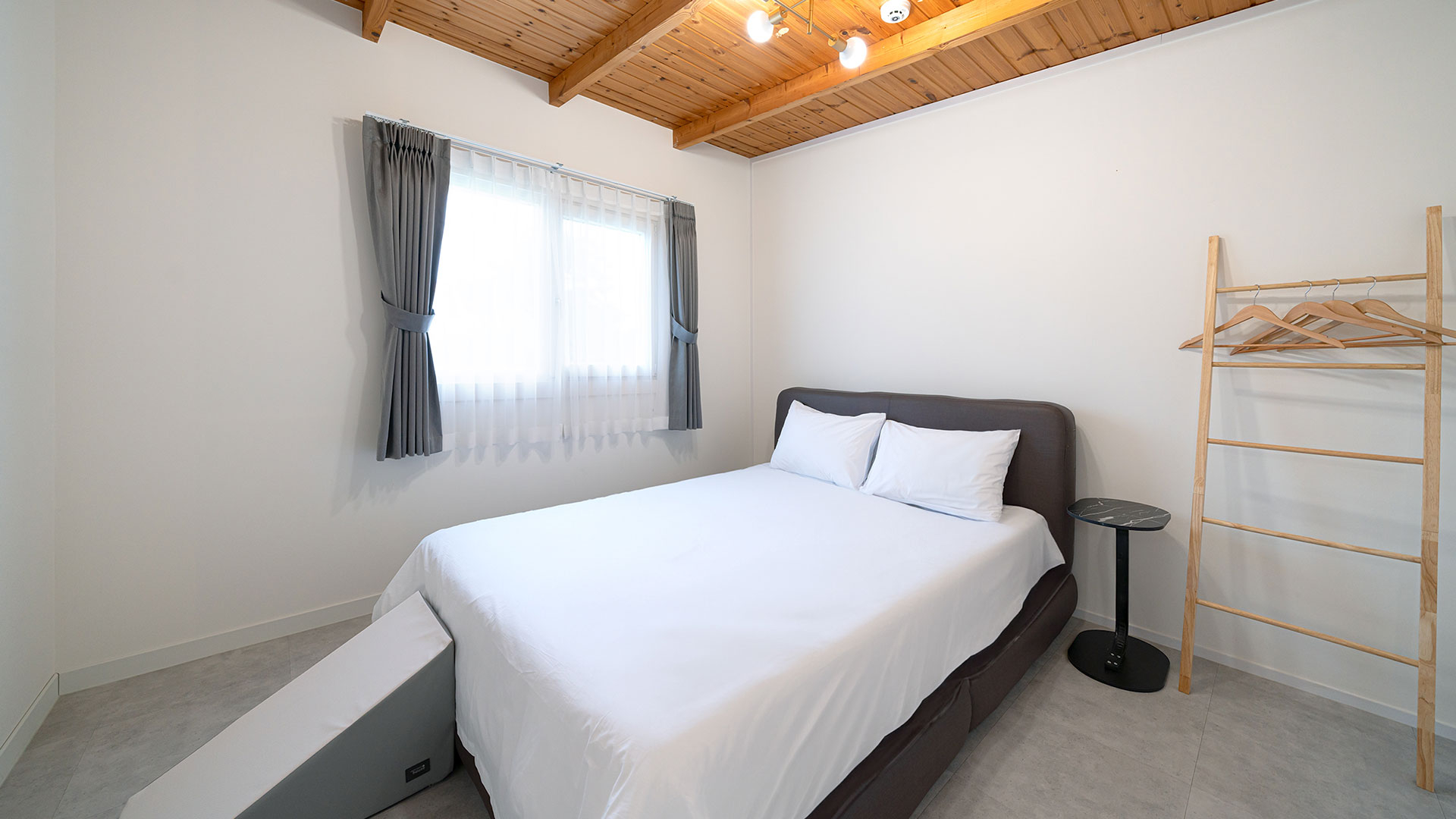 D 502(1마리 무료최대 3마리)