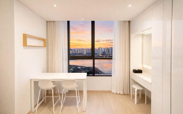 더 디셈버스테이 인 한라