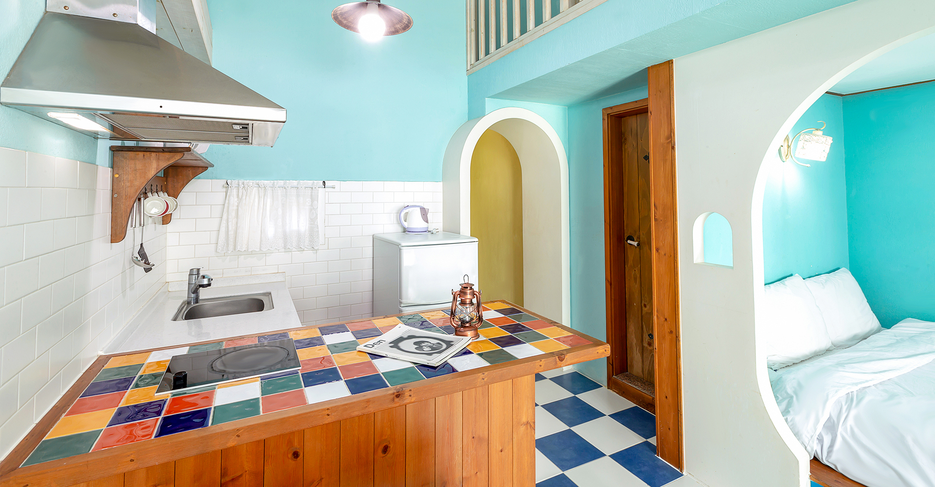 room detail thumbnail 2